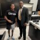 Devin Haney (L), James Hunt (R)